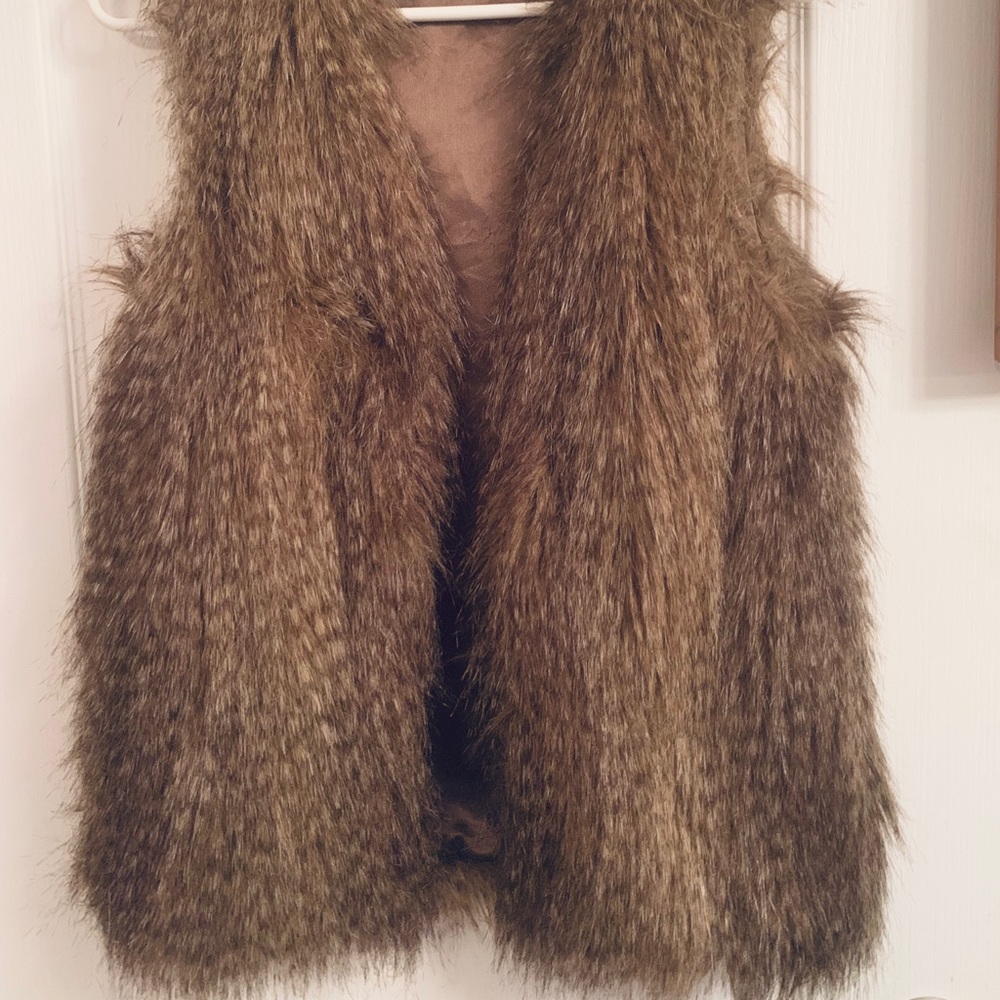 Fur vest